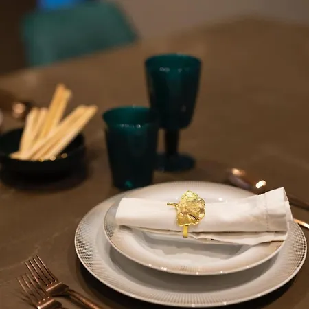 Luxury - Via Sulmona 17 פסקרה