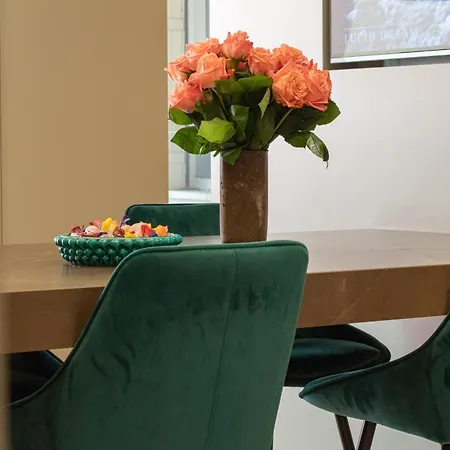 Gasthof Luxury - Via Sulmona 17 4*